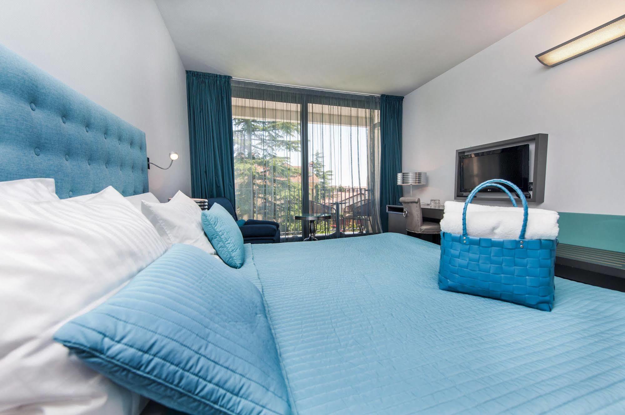 Hotel Arupinum 4*